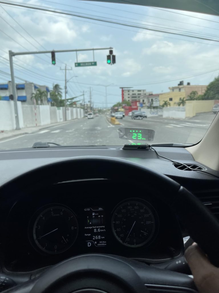 I'm using this HUD in my car and it works great. The large font makes it easy to see while driving. Setup was simple, just plug and play with the USB. Brightness adjusts on its own which is really handy. Keeps my speed visible without looking down. Alh. Ganiyu Asokoro ⭐️⭐️⭐️⭐️⭐️